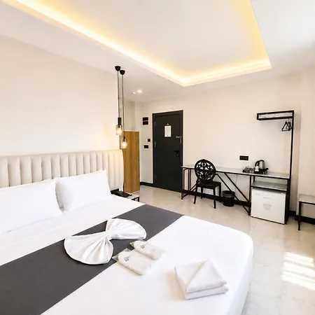 D Twins Airport Hotel
