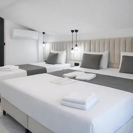 D Twins Airport Hotel